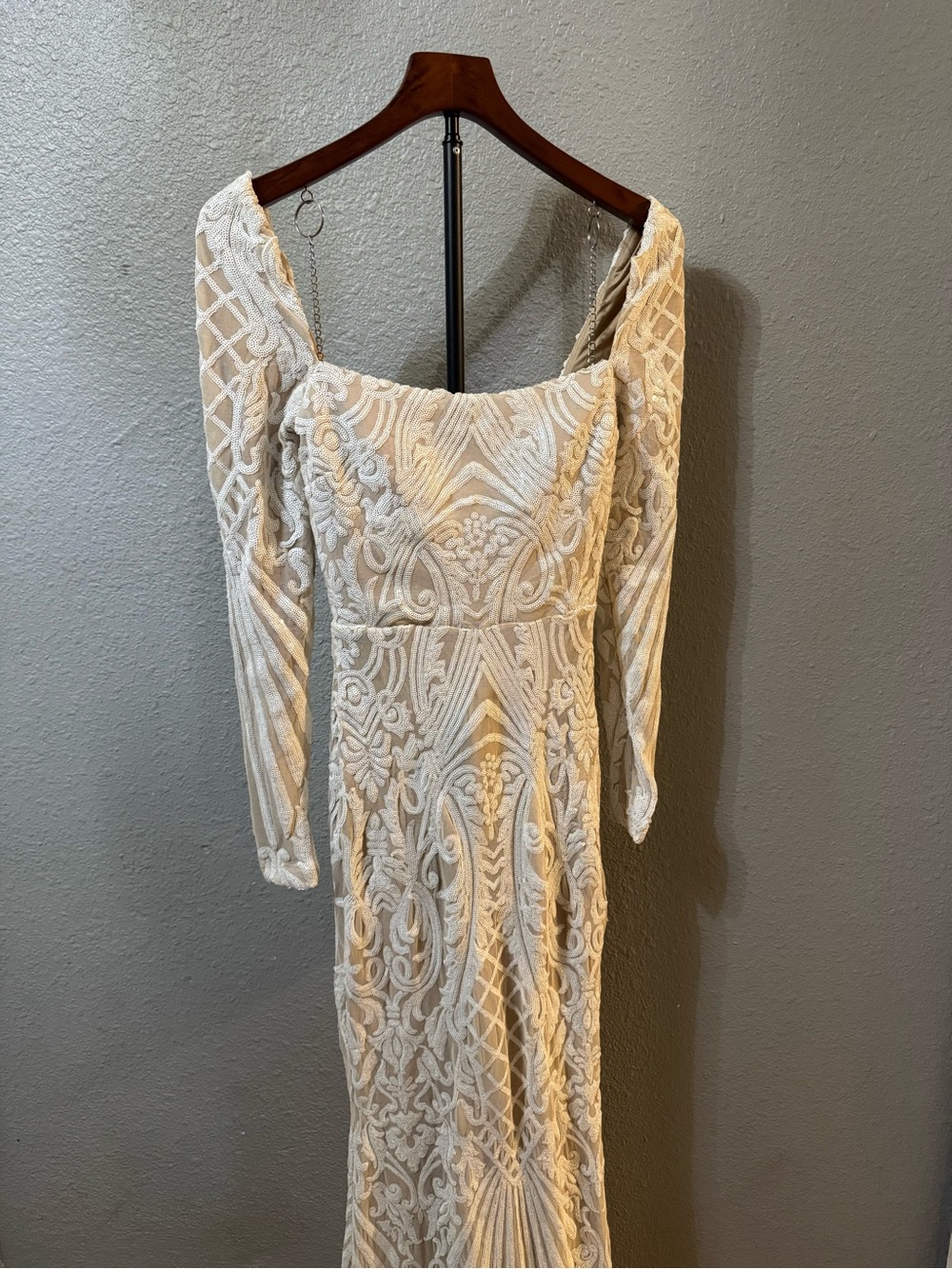 Windsor sequined maxi gown long bishop sleeves and square neckline - Picture 2 of 8
